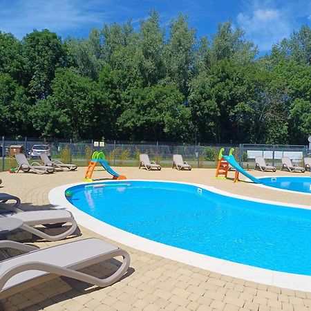 Horyzont Apartamenty- 50M Od Morza!!!Apartamenty Prywatne W Family Dominikana- Self Check In Sianozety Bagian luar foto