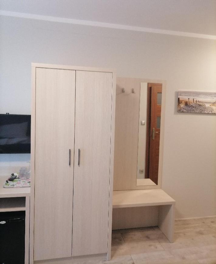 Horyzont Apartamenty- 50M Od Morza!!!Apartamenty Prywatne W Family Dominikana- Self Check In Sianozety Ruang foto